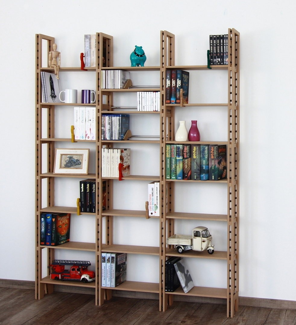 Bücherregal für das Wohnzimmer