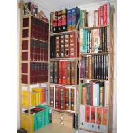 Doppeltes Wandregal für große Bücher wie Bildbände