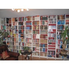 Bücherregal Wandregal oder auch Bücherwand ind Weiß lackiert